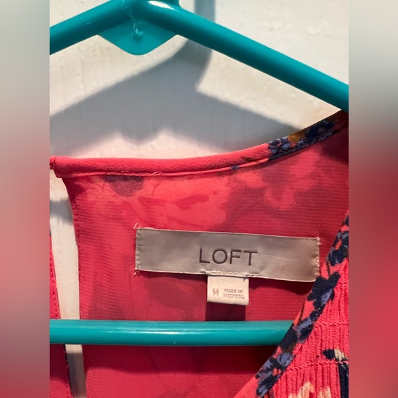 LOFT (Ann Taylor) pink Sleeveless Top - Size Medium - Picture 4 of 4